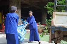680602 สมุนพระราม และ สสธ.ขนทรายและปรับพื้นที่หน้าเฮือนศูนย์สูญ 86.JPG