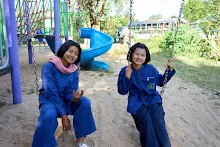 671128 วันหยุด สสธ.ม.4 สมุนพระราม ไปช่วยขนกล้าไม้ดอก จากสวนไวพลัง 147.jpg
