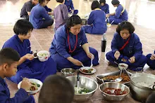 671115 ค่ายเปิดเทอมนักเรียนสัมมาฯ ฝึกทำอาหารและกินข้าว  140.JPG