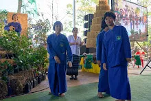 671230 สมุนพระรามแสดงร้องเพลง พิธีเปิดงานเพื่อฟ้าดิน คนมาดูงาน ทำ5ส ทำสวนบ่าย 282.jpg