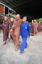 680606 สมุนพระรามร่วมเดินตามรอยโพธิสัตว์ งานอโศกรำลึก 54.jpeg