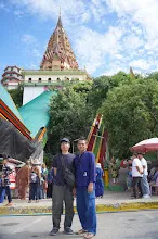 680706 เด็กสมุนพระรามไปเนินพอกิน ร่วมงาน ๙๐ ปี ลุงจำลอง ไปสะพานรถไฟสายมรณะ วัดถ้ำเสือ จามจุรีย์ยักษ์ 219.jpeg