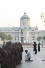 บิณฑ์หน้าลานพระรูป (3).JPG