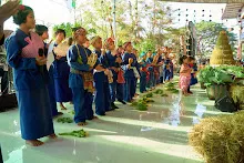 671230 สมุนพระรามแสดงร้องเพลง พิธีเปิดงานเพื่อฟ้าดิน คนมาดูงาน ทำ5ส ทำสวนบ่าย 127.jpg