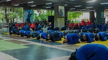 680411 พิธีรับกลด นักเรียนและนิสิตสัมมาสิกขา ปี 68 15.jpg