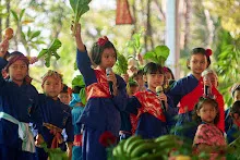 671230 สมุนพระรามแสดงร้องเพลง พิธีเปิดงานเพื่อฟ้าดิน 50.jpg