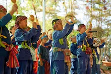 671230 สมุนพระรามแสดงร้องเพลง พิธีเปิดงานเพื่อฟ้าดิน คนมาดูงาน ทำ5ส ทำสวนบ่าย 162.jpg