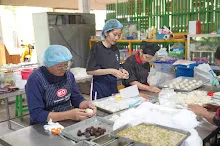 680716 ภาพทำขนมปัง ฐานงานแม่สะอาด Mothers Vegan Bakery 594.JPG