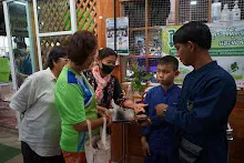 680525 สมุนพระราม ฝึกพาณิชย์บุญนิยม ขายสินค้าที่อุทยานบุญนิยม 1-2568 43.jpeg