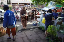 680615 สมุนพระราม ฝึกพาณิชย์บุญนิยม ขายสินค้า อุทยานบุญนิยม 3-2568 9.JPG
