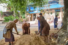 671025 พิธีตอกเสาเข็มแรก สถูปบูชาพ่อครู83.jpg