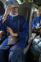680703 เด็กสมุนพระรามนั่งรถไฟไปปฐมอโศก ร่วมงาน ๙๐ ปี ลุงจำลอง 175.jpeg
