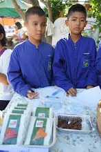 680615 สมุนพระราม ฝึกพาณิชย์บุญนิยม ขายสินค้า อุทยานบุญนิยม 3-2568 212.jpeg