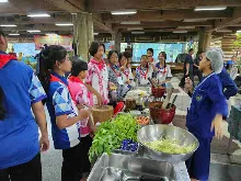 680529 อบรมนักเรียน รร.ขวาวใหญ่วิทยา เรียนรู้การทำอาหารมังสวิรัติ เมนูส้มตำ 21.jpeg