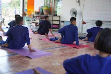 680109 สสธ.ม.4 ฝนเมล็ดพุทธรักษา ฝึกโยคะ สมุนพระรามชายช่วยร่อนทรายทำน้ำตก สวนน่ารัก 27.jpg