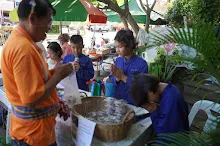 680615 สมุนพระราม ฝึกพาณิชย์บุญนิยม ขายสินค้า อุทยานบุญนิยม 3-2568 128.JPG
