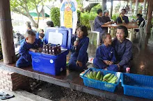 680720 สมุนพระราม ฝึกพาณิชย์บุญนิยม ขายสินค้า อุทยานบุญนิยม 6-2568 425.jpeg
