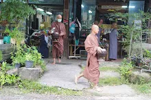 680720 สมุนพระราม ฝึกพาณิชย์บุญนิยม ขายสินค้า อุทยานบุญนิยม 6-2568 255.jpeg