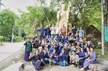 680703 เด็กสมุนพระรามนั่งรถไฟไปปฐมอโศก ร่วมงาน ๙๐ ปี ลุงจำลอง 137.jpeg