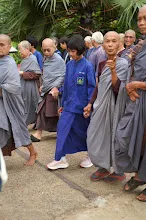 680606 สมุนพระรามร่วมเดินตามรอยโพธิสัตว์ งานอโศกรำลึก 30.jpeg