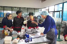 680716 ภาพทำขนมปัง ฐานงานแม่สะอาด Mothers Vegan Bakery 81.JPG
