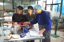 680716 ภาพทำขนมปัง ฐานงานแม่สะอาด Mothers Vegan Bakery 75.JPG