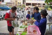 680720 สมุนพระราม ฝึกพาณิชย์บุญนิยม ขายสินค้า อุทยานบุญนิยม 6-2568 382.JPG