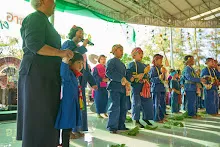 671230 สมุนพระรามแสดงร้องเพลง พิธีเปิดงานเพื่อฟ้าดิน คนมาดูงาน ทำ5ส ทำสวนบ่าย 158.jpg