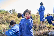 671221 เช้าสมุนพระรามดูแลสวน และขนหินทำน้ำตก บ่ายเล่นเกมกับครูโหน่ง 211.jpg