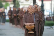 พท+สมณะบิณฑ์ที่งานชุมนุม (118).JPG