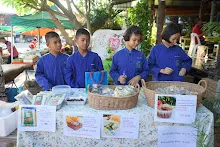 680615 สมุนพระราม ฝึกพาณิชย์บุญนิยม ขายสินค้า อุทยานบุญนิยม 3-2568 193.jpeg