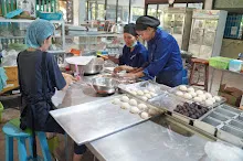 680716 ภาพทำขนมปัง ฐานงานแม่สะอาด Mothers Vegan Bakery 525.JPG