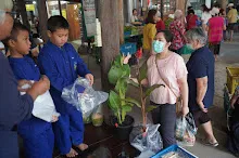 680629 สมุนพระราม ฝึกพาณิชย์บุญนิยม ขายสินค้า อุทยานบุญนิยม 4-2568 114.jpeg