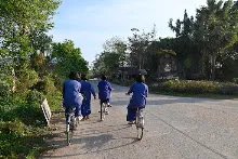 680209-12 นร. Horizon Middle School จาเกาหลี ศึกษาวัฒนธรรมบุญนิยม  บ้านราช 60.jpg