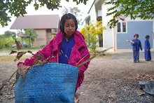 680110 สมุนพระราม ทำ 5 ส ปลูกต้นองุ่น ปรับปรุงแปลงดอกไม้ 27.jpg