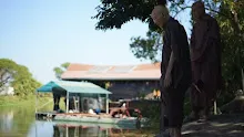 สื่อธรรมะพ่อครู ตอน โยนิโสมนสิการในแสงอรุณ 7.mp4