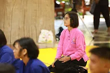 680519 พิธีรับชุดนักเรียนสัมมาสิกขาราชธานีอโศก ม.1 ม.4  25.JPG