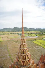 680706 เด็กสมุนพระรามไปเนินพอกิน ร่วมงาน ๙๐ ปี ลุงจำลอง ไปสะพานรถไฟสายมรณะ วัดถ้ำเสือ จามจุรีย์ยักษ์ 183.jpeg
