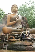 680511 ภาพโฮมแฮงขัดนำตกองค์พระพุทธธาในวันวิสาขฯ 51.jpeg