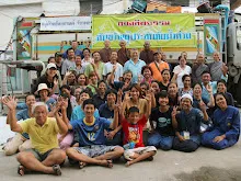ชาวอโศก ช่วย น้ำท่วม45.jpg