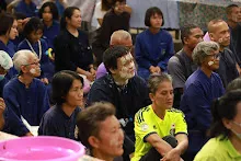 680416 รดน้ำดำหัว วันกตัญญูบูชาบรรพชน 34.JPG