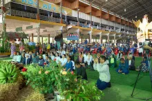 671230 สมุนพระรามแสดงร้องเพลง พิธีเปิดงานเพื่อฟ้าดิน คนมาดูงาน ทำ5ส ทำสวนบ่าย 125.jpg