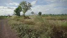 สื่อธรรมะพ่อครู ตอน ทรัพย์แท้ ๓ อย่างของมนุษย์.mp4