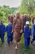 680606 สมุนพระรามร่วมเดินตามรอยโพธิสัตว์ งานอโศกรำลึก 66.jpeg