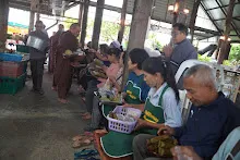 680601 สมุนพระราม ฝึกพาณิชย์บุญนิยม ขายสินค้าที่อุทยานบุญนิยม 2-2568 24.jpeg