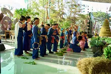 671230 สมุนพระรามแสดงร้องเพลง พิธีเปิดงานเพื่อฟ้าดิน คนมาดูงาน ทำ5ส ทำสวนบ่าย 123.jpg