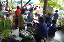 680629 สมุนพระราม ฝึกพาณิชย์บุญนิยม ขายสินค้า อุทยานบุญนิยม 4-2568 100.jpeg