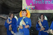 680111 การแสดงภาคค่ำในวันเด็กแห่งชาติ ราชธานีอโศก 436.jpeg