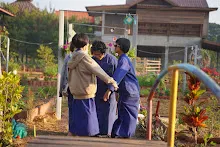 680107 สมุนพระรามดูแลสวนเช้า 58.JPG