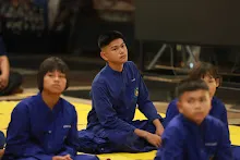 680519 พิธีรับชุดนักเรียนสัมมาสิกขาราชธานีอโศก ม.1 ม.4  132.JPG